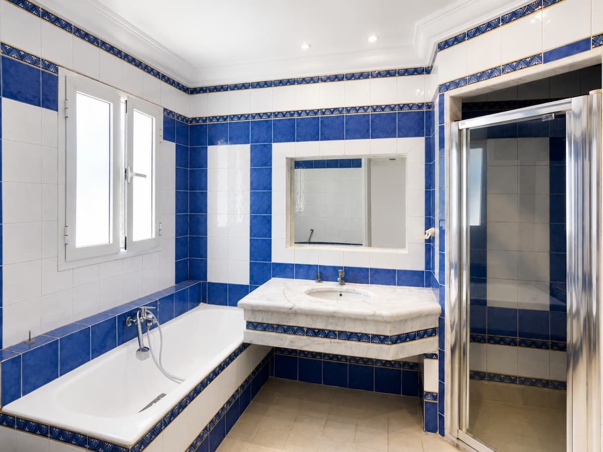 Charmante villa 600m2 avec Grand jardin et piscine - image 23