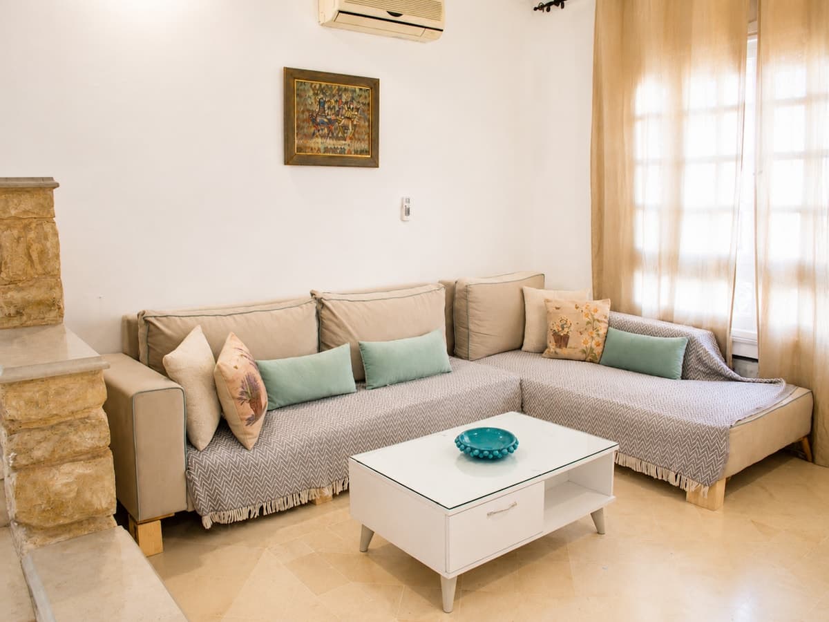 Charmante villa 600m2 avec Grand jardin et piscine - image 42