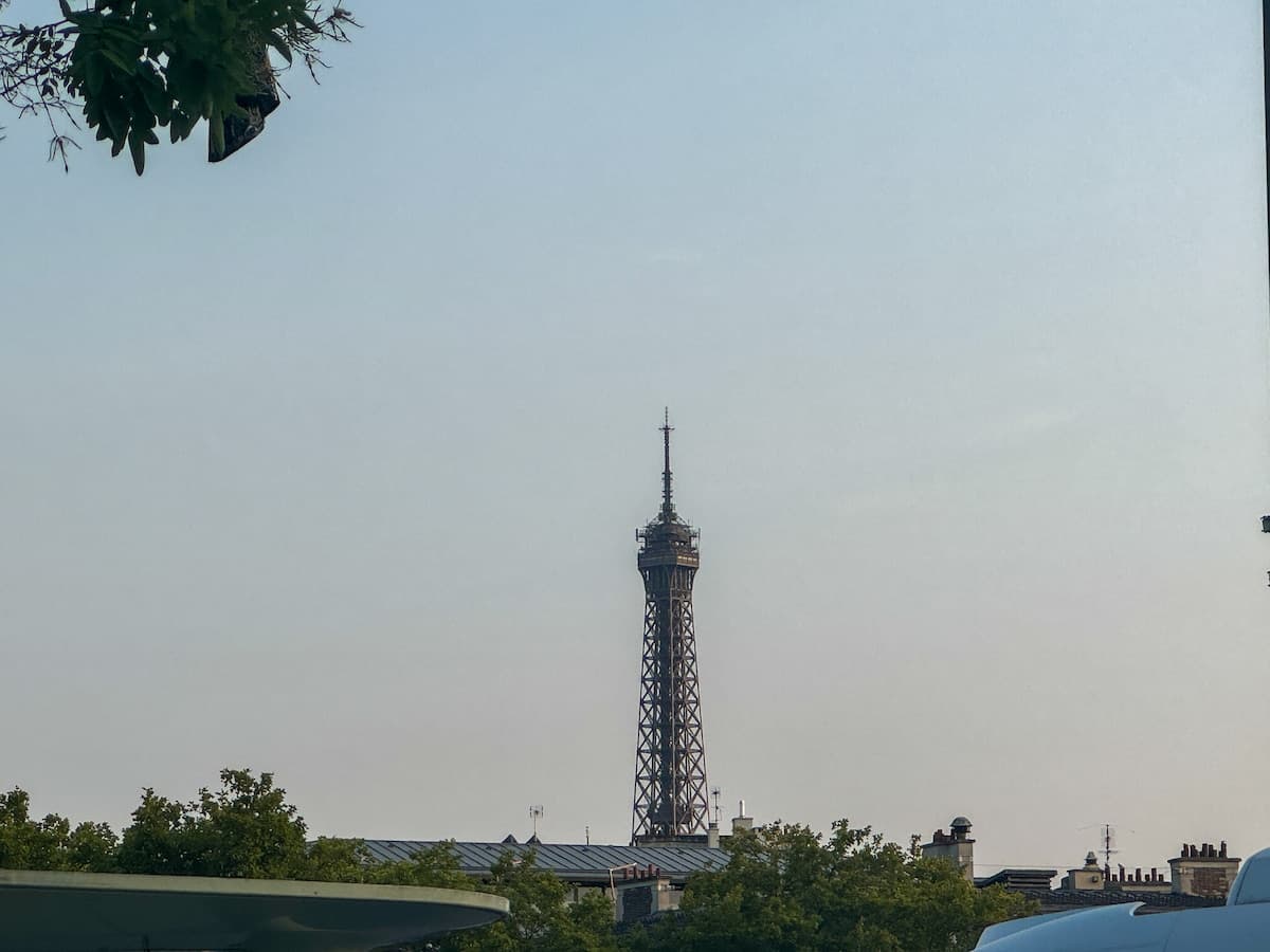 Appart entre L’arc de triomphe et le sacré cœur - image 7