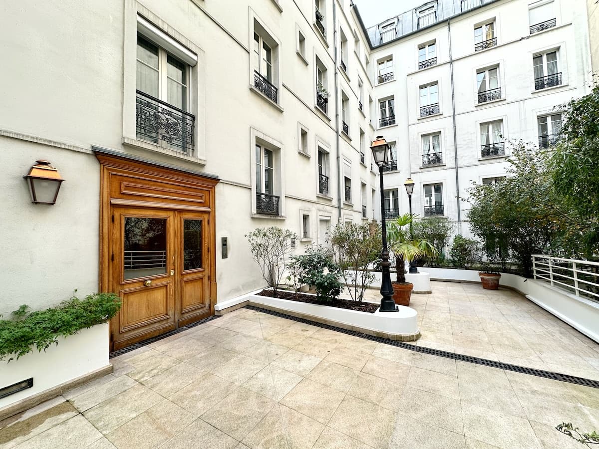 Appartement Lumineux champs Élysée / Tour Eiffel - image 16