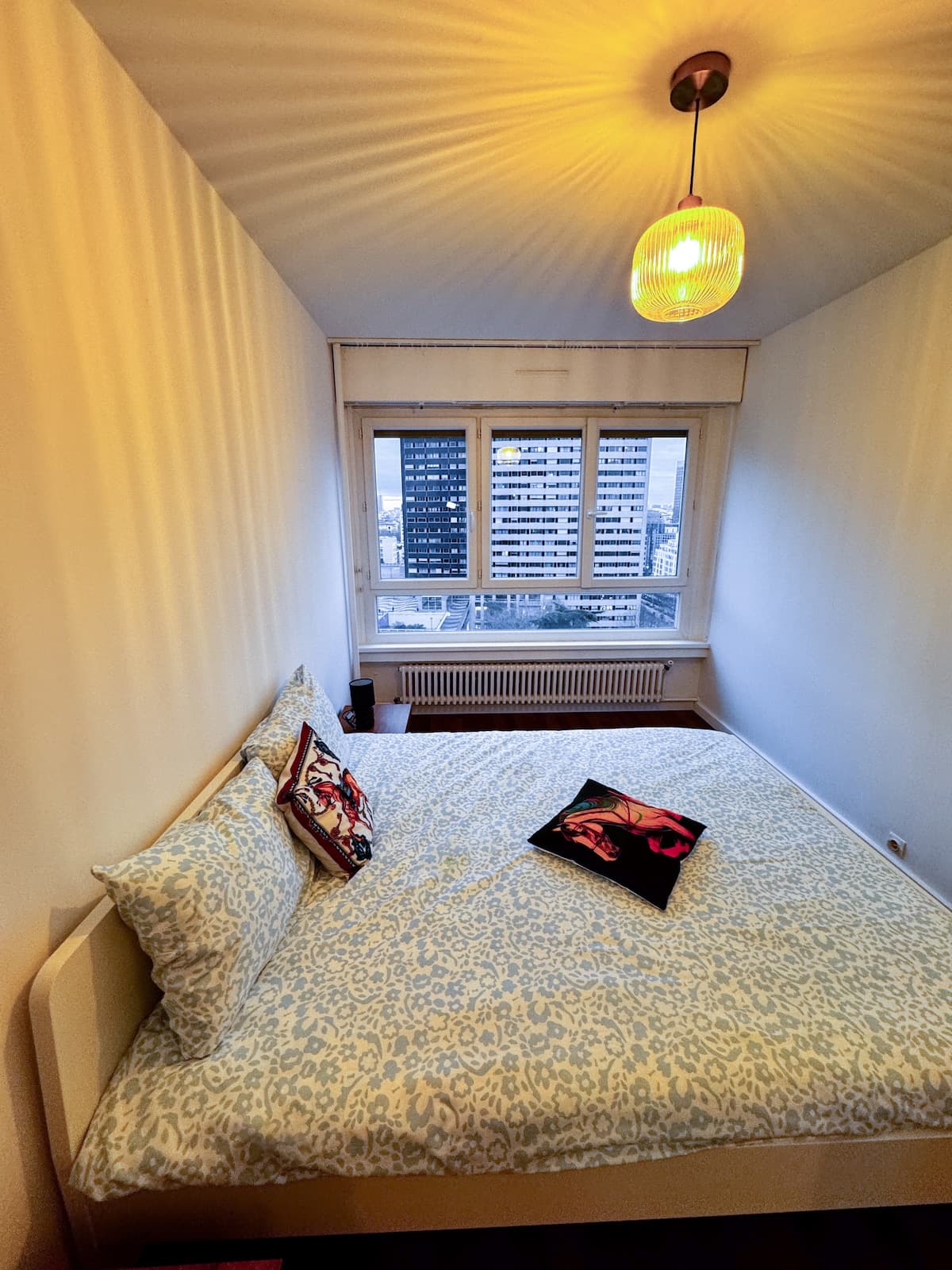Vue Paris & Accès Direct – Appart 10 pers - image 21