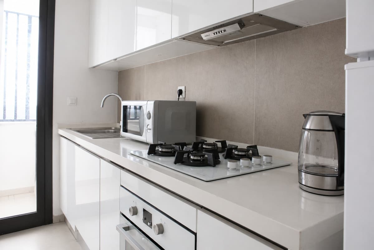 Modern Cocoon @ Prestigieuse Villa Jade, La Marsa - image 16