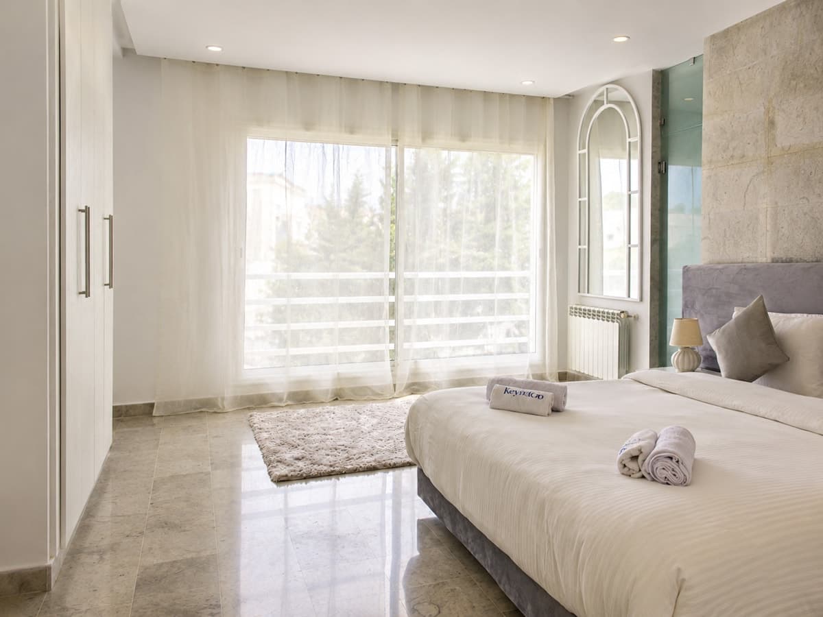 Gammarth Luxury Retreat avec Piscine Privée - image 24