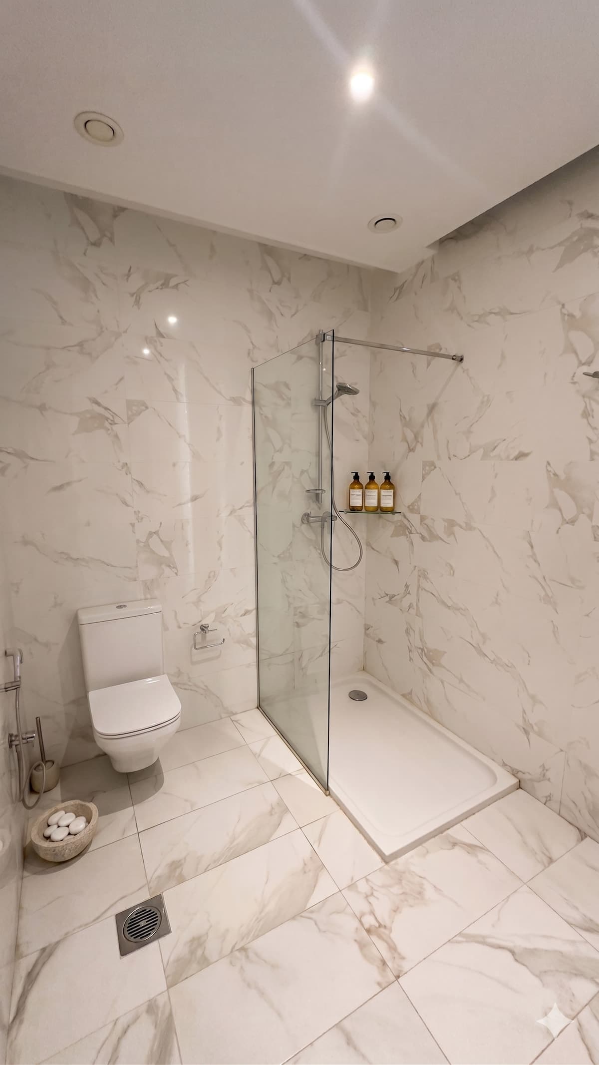 Luxe et Élégance à Deux Pas de la Mer - image 14