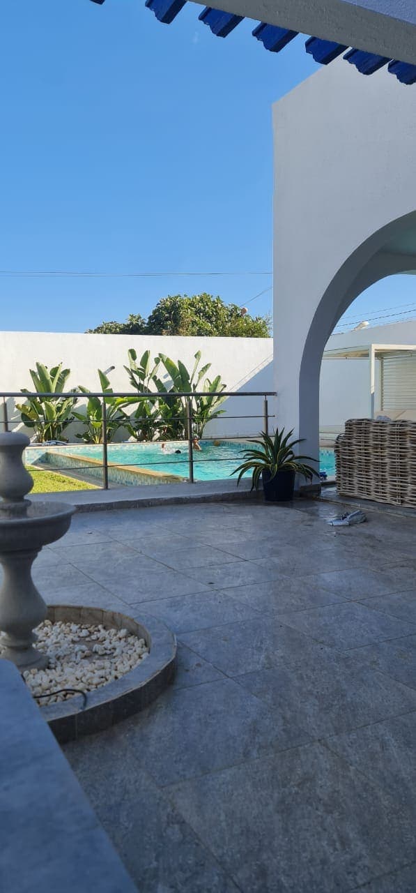 Villa de Rêve – Piscine Privée & Grand Jardin - image 29