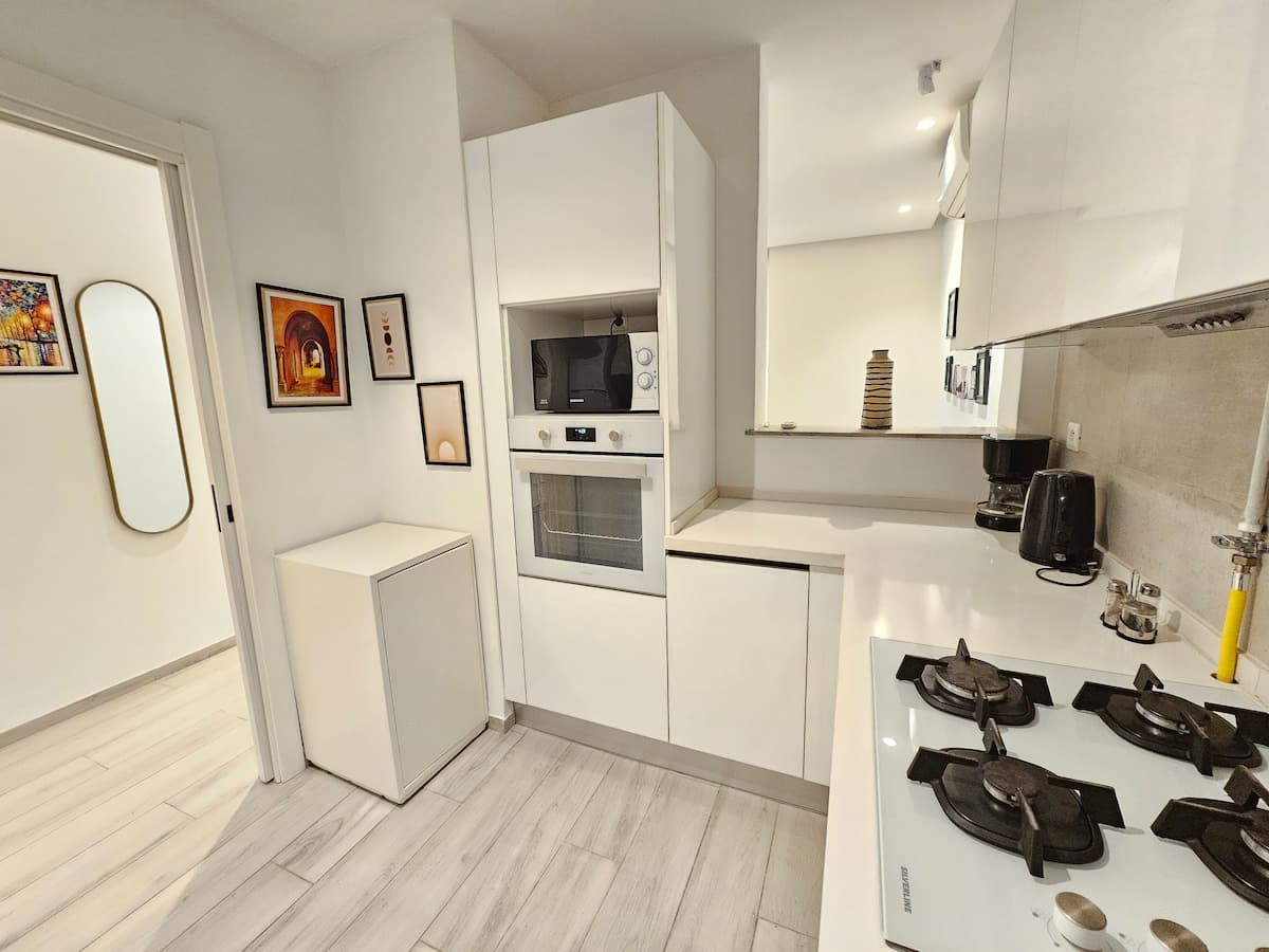 Havre Contemporain au Cœur de la Marsa - image 20