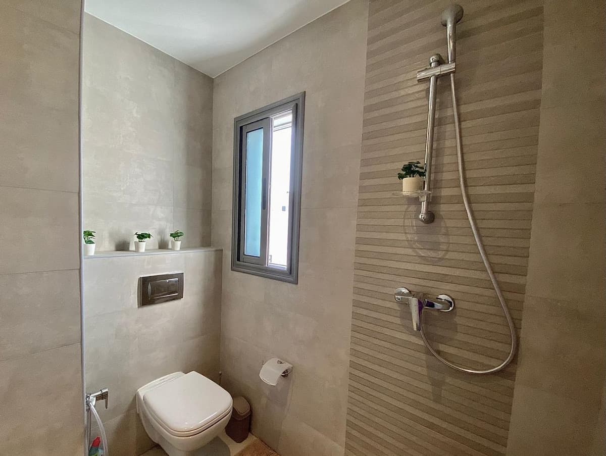 Élégant Appartement en Plein Centre de La Marsa - image 13