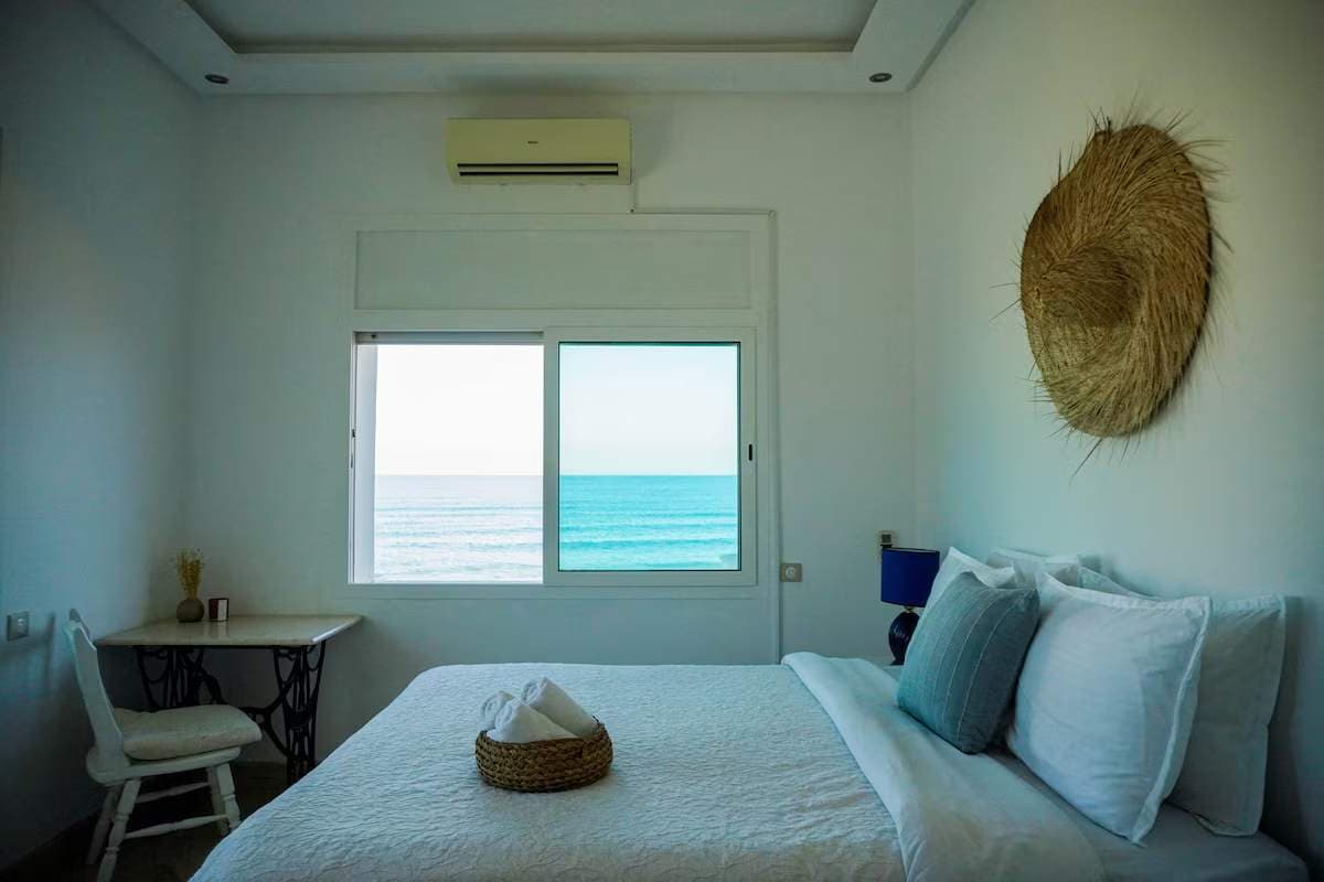 La Vague Bleue – appartement pieds dans l’eau - image 13