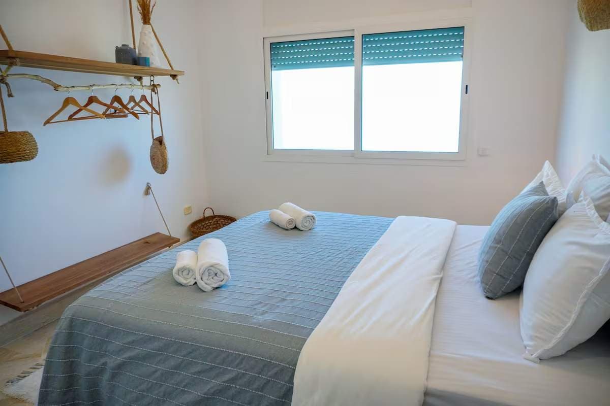 La Vague Bleue – appartement pieds dans l’eau - image 10