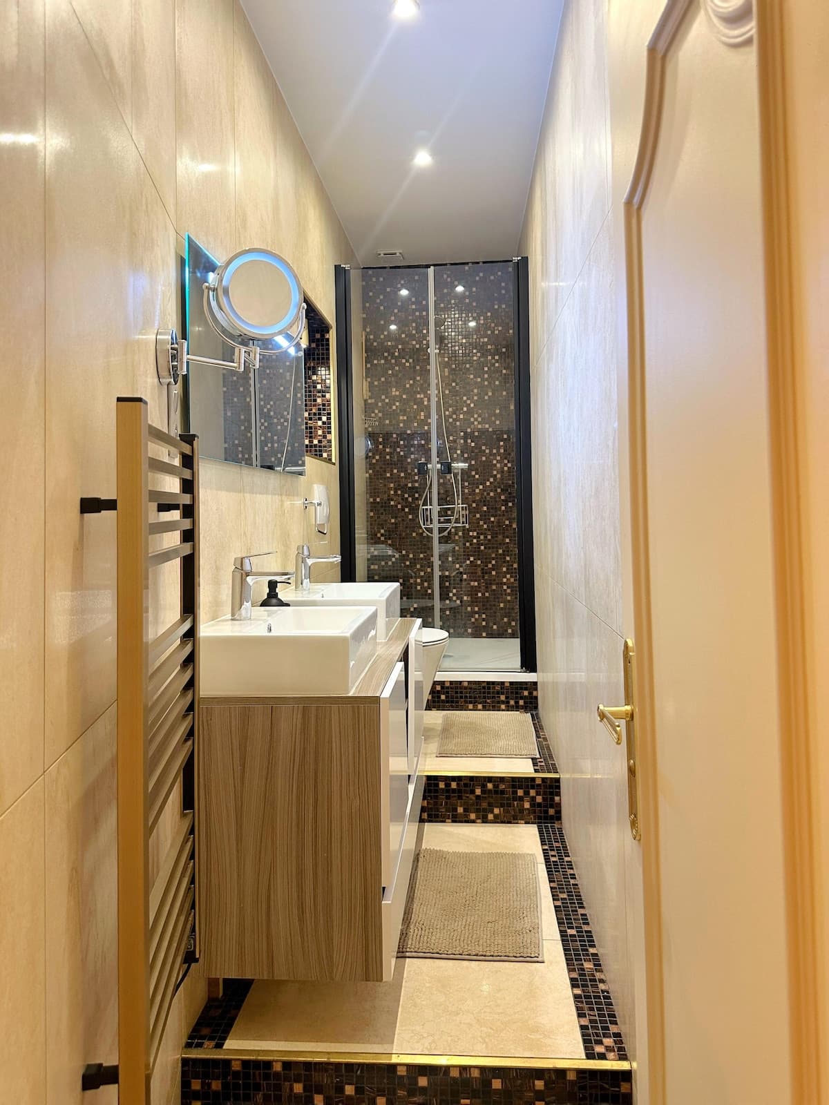 Le Flandrin – Grand appartement à Paris 16ᵉ - image 13