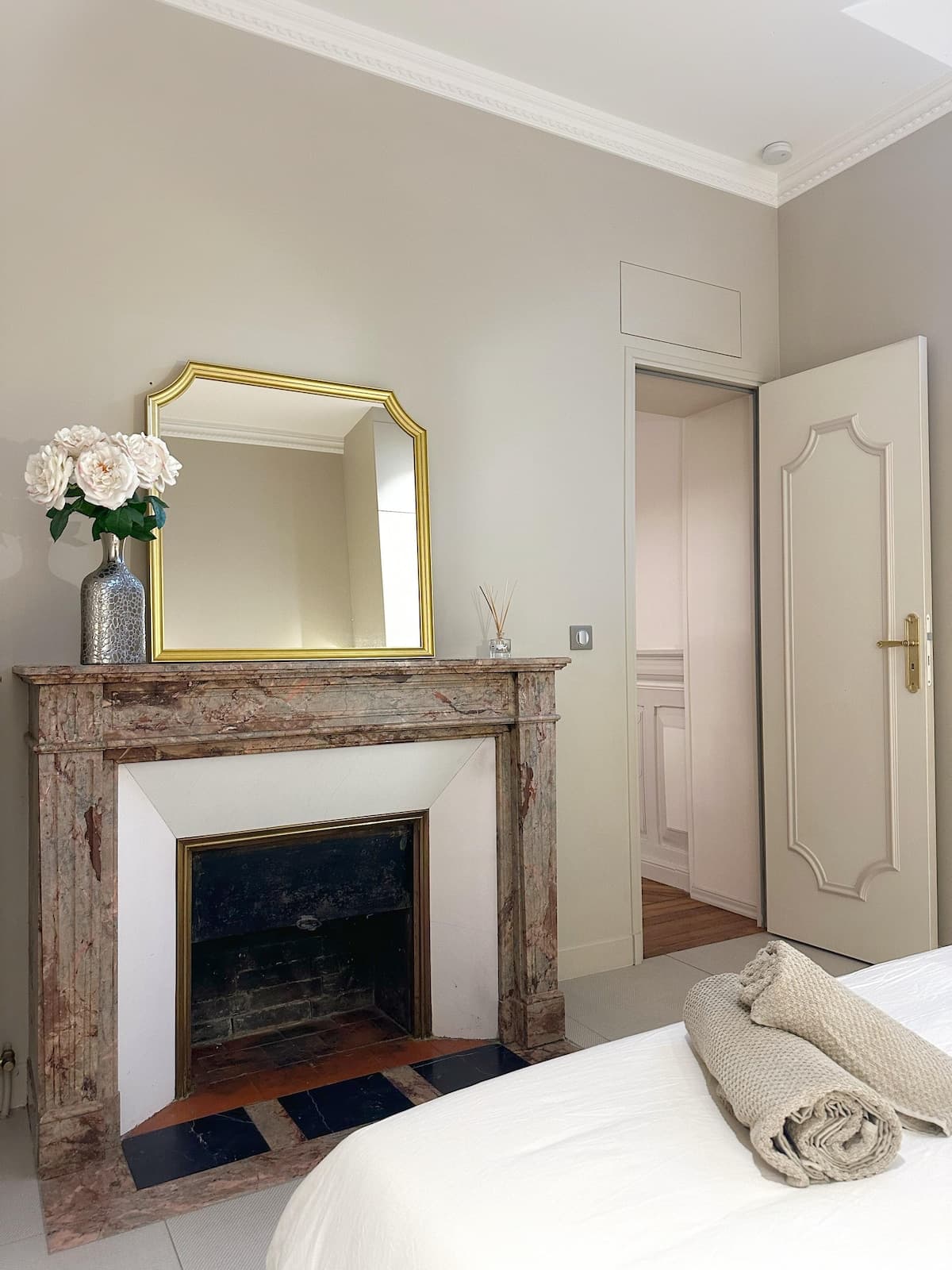 Le Flandrin – Grand appartement à Paris 16ᵉ - image 8
